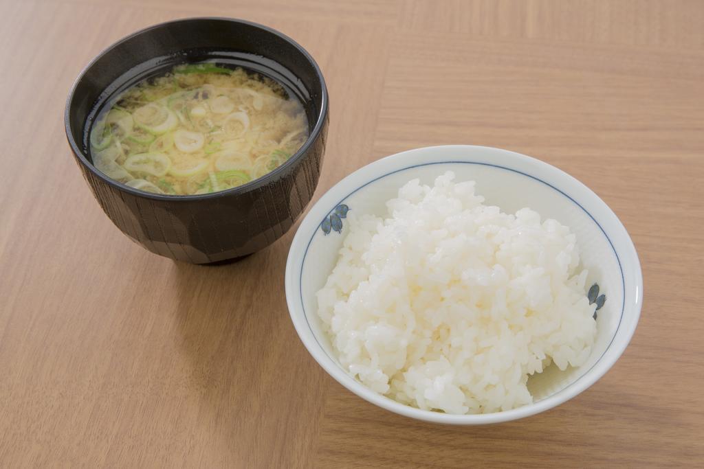 Hotel Route-Inn Wakamiya Inter Miyawaka Экстерьер фото